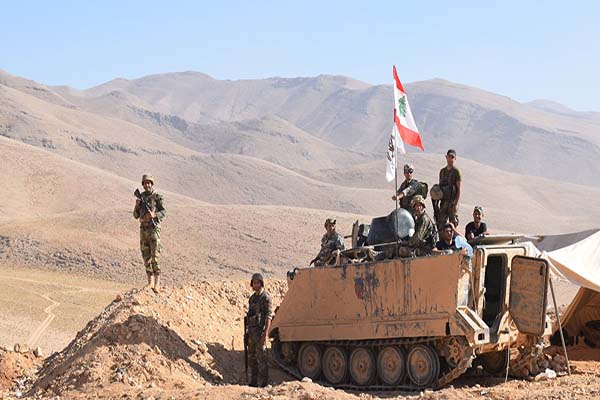 الجيش اللبناني أثناء معارك 