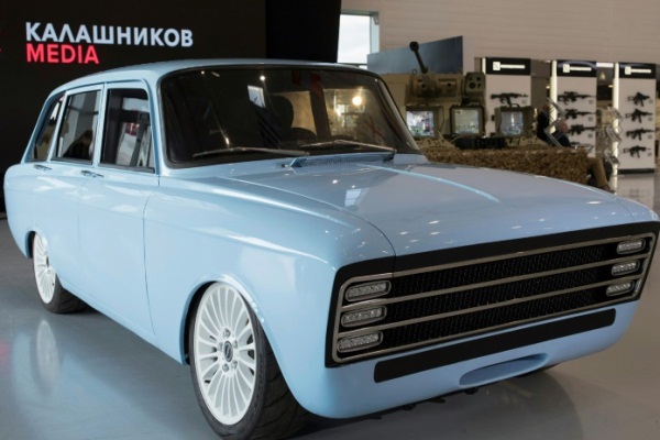 صورة نشرها الجهاز الاعلامي لكلاشنيكوف لسيارة كهربائية طراز سي.في-1 في روسيا 