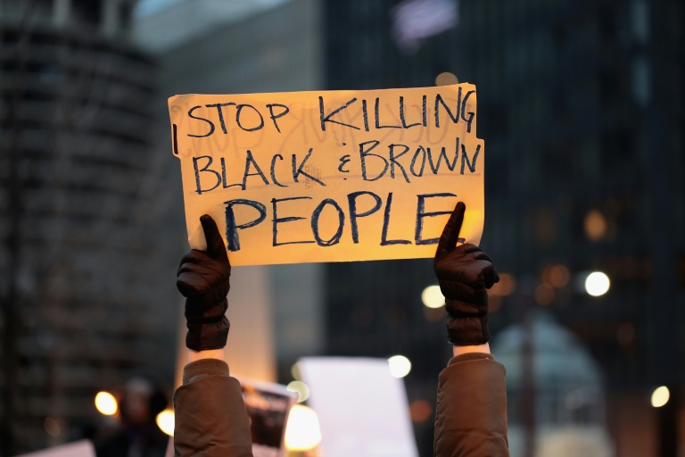 إدانة شرطي أميركي أبيض بقتل شاب أسود أعزل