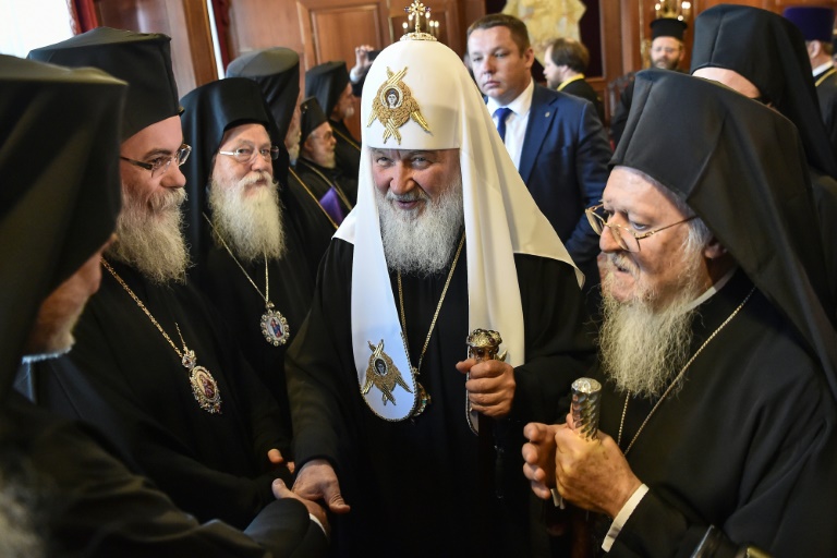 الكنيسة الأرثوذكسية الروسية تهدد بقطع العلاقات مع نظيرتها في اسطنبول