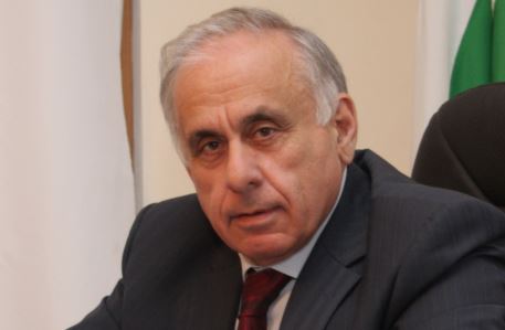 مقتل رئيس وزراء أبخازيا في حادث سير