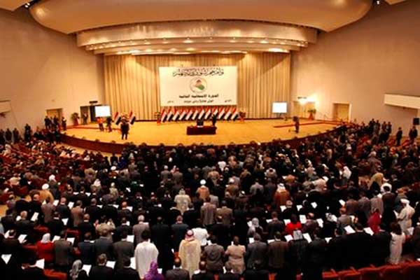 مجلس النواب العراقي الجديد خلال انعقاد جلسته الأولى
