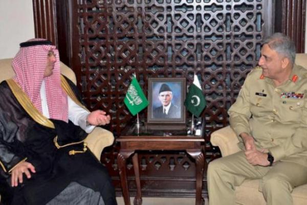 محادثات سعودية باكستانية لتعزيز التعاون