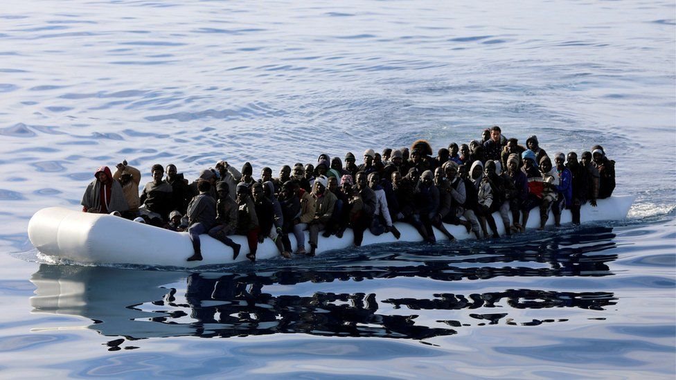 أطباء بلا حدود: العشرات يغرقون قرب ليبيا