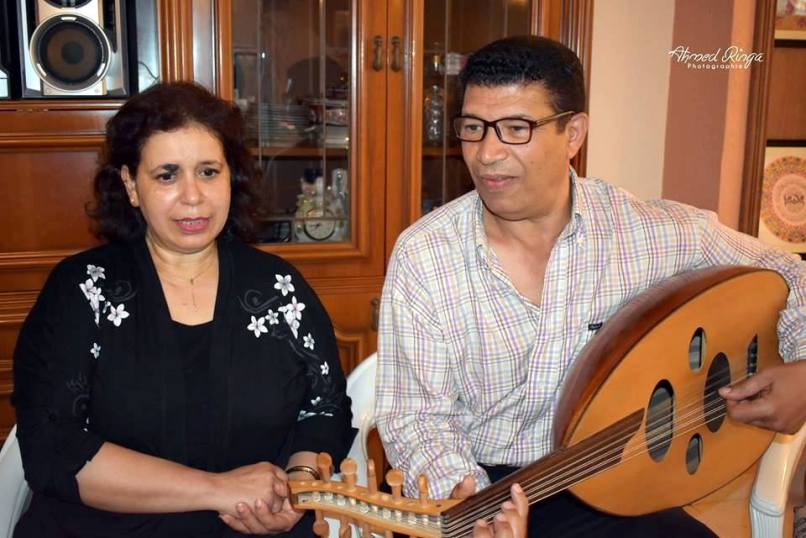  عزيز حسني رفقة المطربة حنان احمد