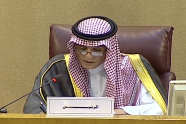 وزير الخارجية السعودي عادل الجبير خلال إلقاء كلمته