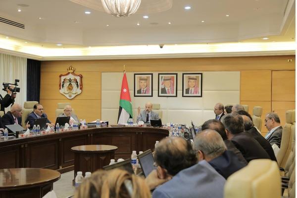 جلسة سابقة للحكومة الأردنية 