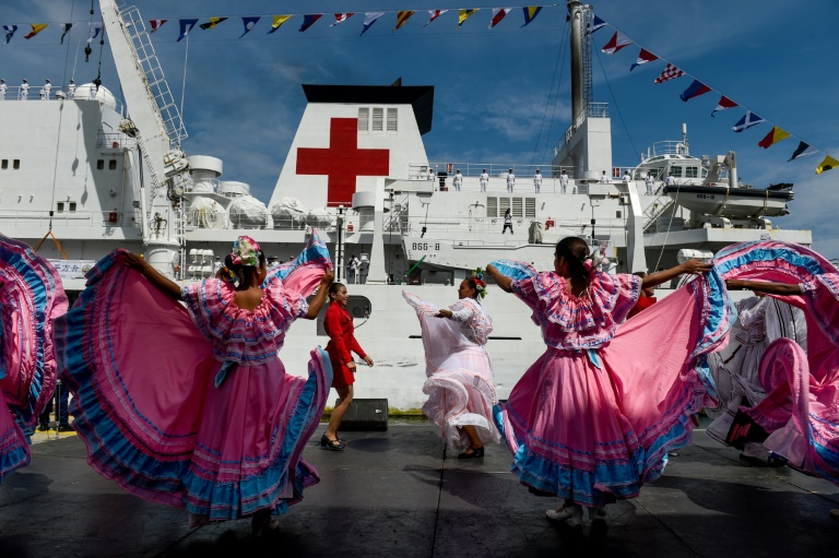 سفينة صينية تصل إلى فنزويلا لتقديم مساعدات مجانية
