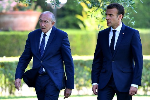 وزير الداخلية الفرنسي يقدّم استقالته وماكرون يرفضها
