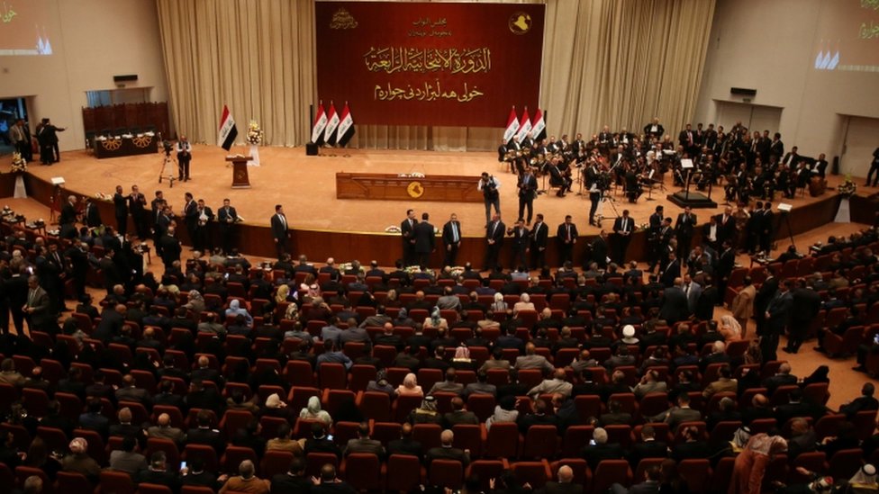 تأجيل التصويت على انتخاب رئيس العراق وسط تنافس غير مسبوق