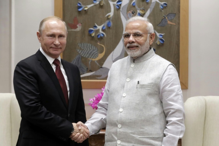 بوتين سيناقش صفقات أسلحة في الهند