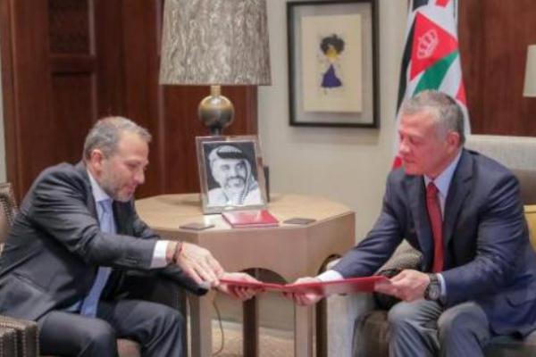 عاهل الأردن يتسلم رسالة الرئيس اللبناني