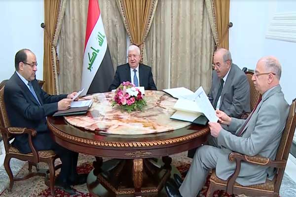 الرئيس العراقي السابق فؤاد معصوم ونوابه
