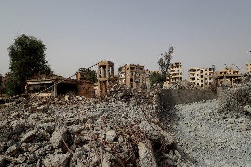 32 قتيلاً مدنياً في غارات للتحالف الدولي في شرق سوريا