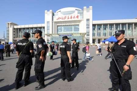 الصين تدافع عن برنامجها لاحتجاز المسلمين
