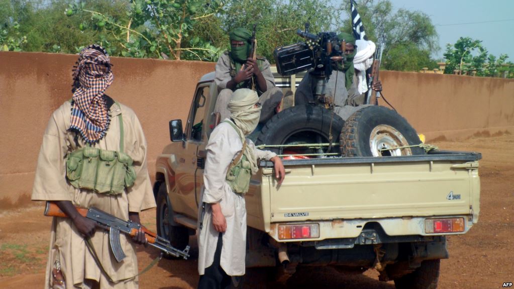 الخوف يسيطر على بلدة في وسط مالي يحاصرها الجهاديون
