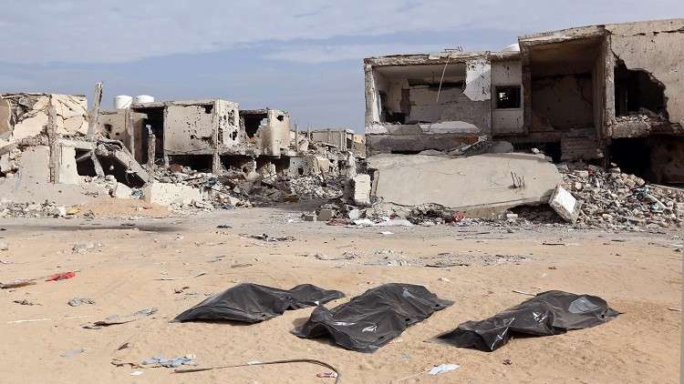 العثور على رفات أكثر من مئة شخص في مدفن قرب مدينة سرت الليبية