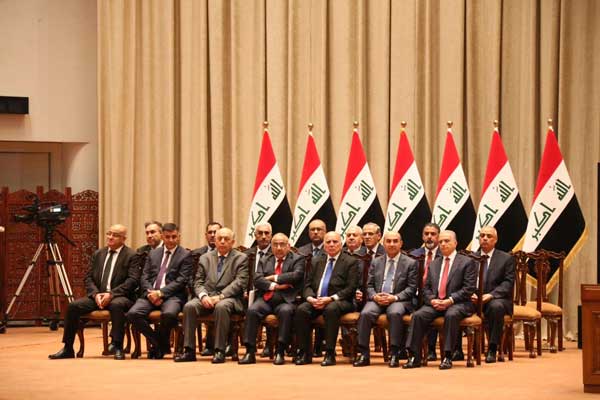 وزراء الحكومة العراقية الـ14 الذين نالوا ثقة البرلمان