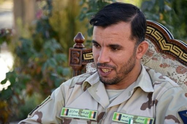 الجنرال عبد الرازق قائد الشرطة الافغانية