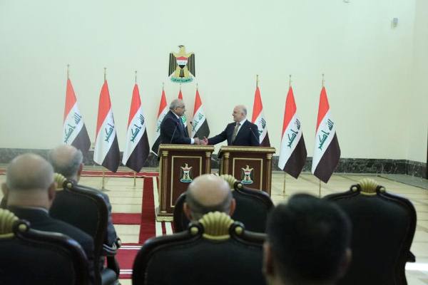 عبد المهدي يتسلم من العبادي رئاسة الحكومة العراقية