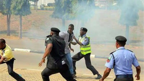 اشتباكات في نيجيريا بين الشيعة وقوات الأمن