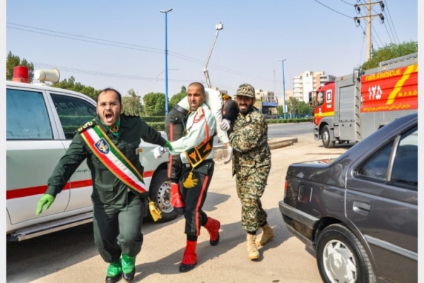 نقل عسكري جريح في اعتداء الاهواز في جنوب غرب إيران 