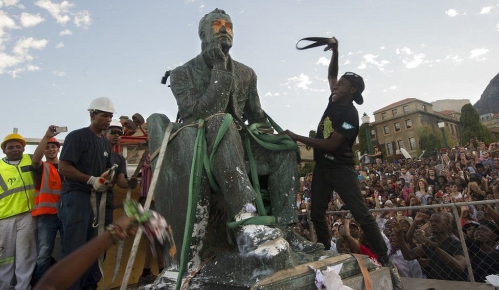 مالاوي توقف تشييد تمثال لغاندي بعد اتهامه بـ