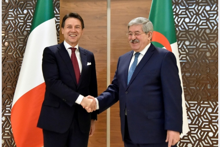 رئيس الوزراء الإيطالي يزور الجزائر
