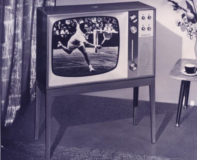  أكثر من 7000 عائلة في بريطانيا ما زالت تشاهد التلفزيون بالأسود والأبيض بعد أكثر من 50 سنة على ظهور التلفزيون الملون