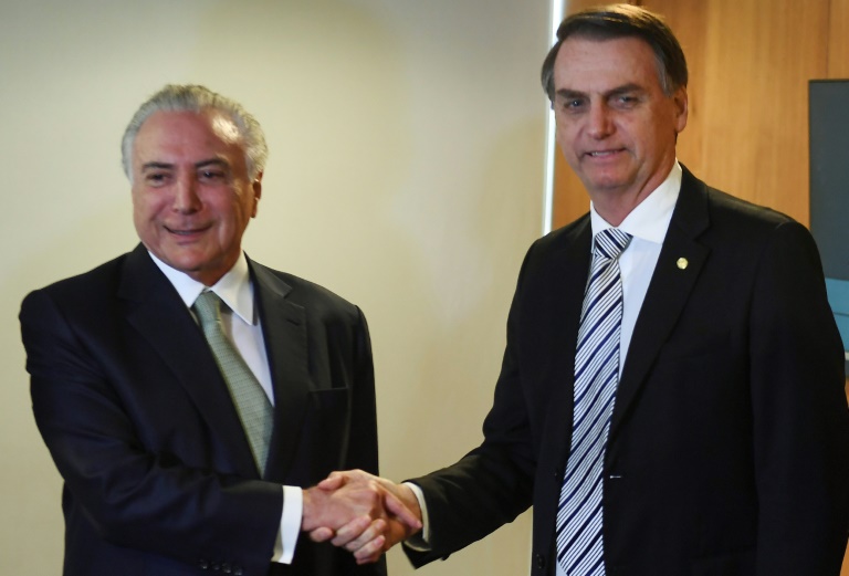 الرئيس البرازيلي المنتخب يقول انه لن يكون باستطاعته انقاذ البرازيل بمفرده