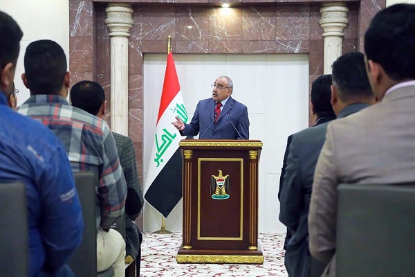 عبد المهدي خلال مؤتمره الصحافي الاسبوعي