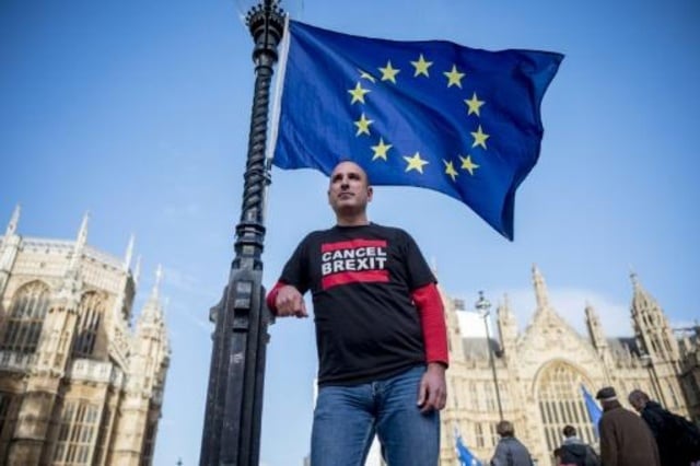الرعايا الأوروبيون في بريطانيا أمام معضلة البقاء أو المغادرة