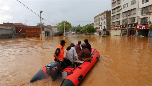 تدمير 8 آلاف منزل وتضرر 17 ألف شخص بسبب فيضانات الصين