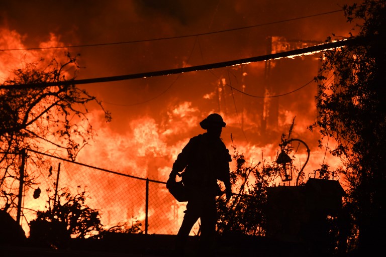 ترمب يزور كاليفورنيا السبت لتفقد المنكوبين من الحرائق