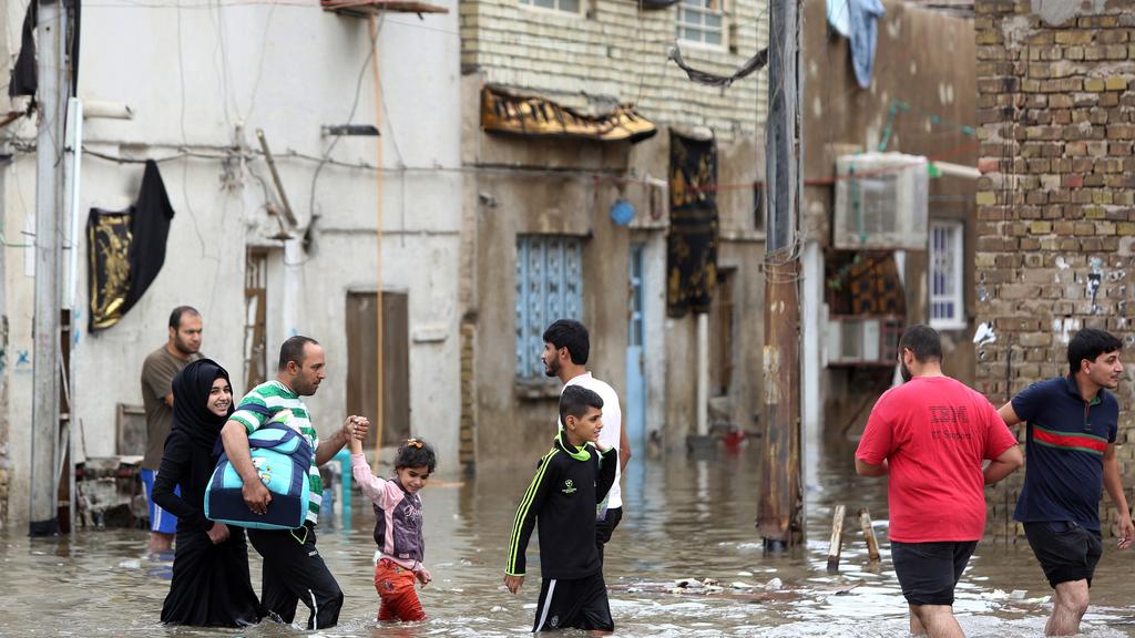 العراق... ارتفاع عدد ضحايا السيول إلى 17 من بينهم أطفال