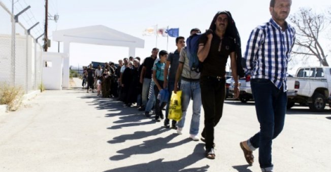 وصول عشرات المهاجرين السوريين إلى قبرص