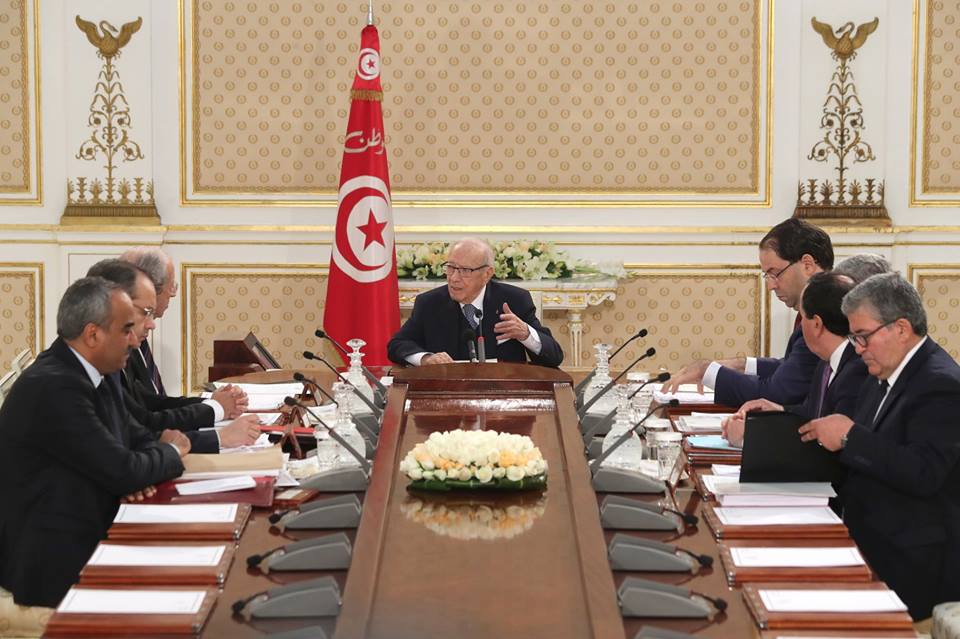 الرئيس التونسي مشرفا الخميس على اجتماع مجلس الأمن القومي