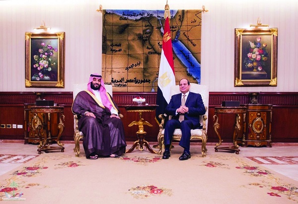 الرئيس المصري مجتمعا مع ولي العهد السعودي