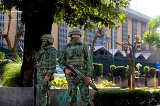 هجوم بعبوة ناسفة يستهدف القنصلية الأميركية في المكسيك