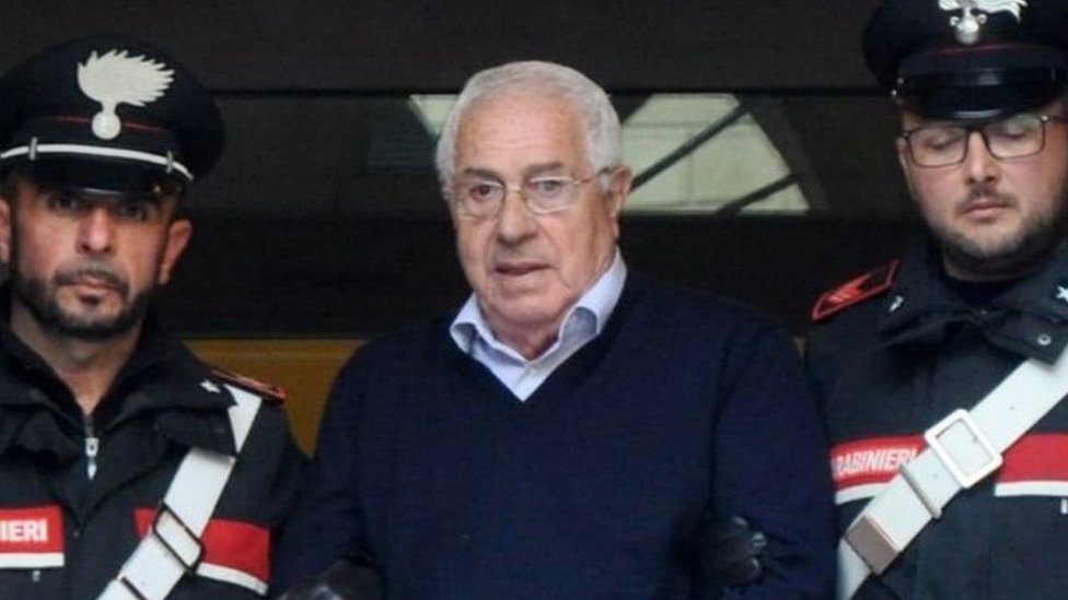 حكاية المافيا الإيطالية كوزا نوسترا التي 