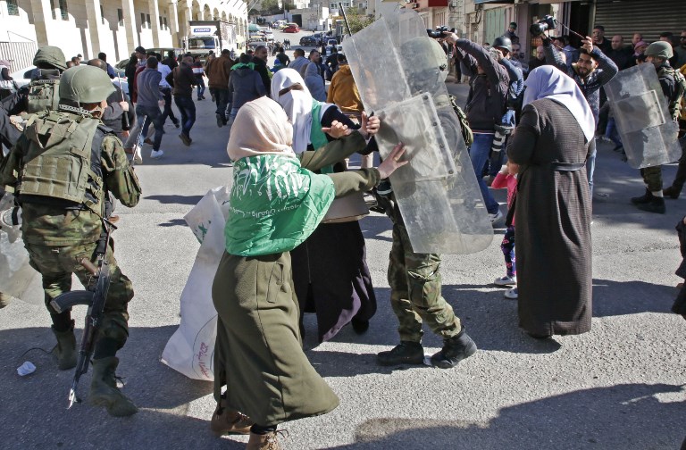 الأمن الفلسطيني يمنع تظاهرة لحماس في الضفة الغربية