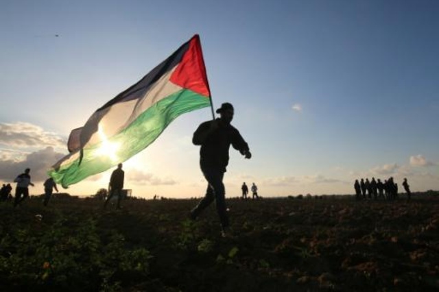 وفاة فلسطيني متأثرًا بإصابته خلال مواجهات الجمعة في غزة