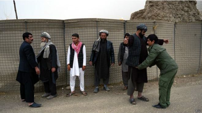 مسلحو طالبان يقتلون 21 من عناصر الأمن شمال افغانستان