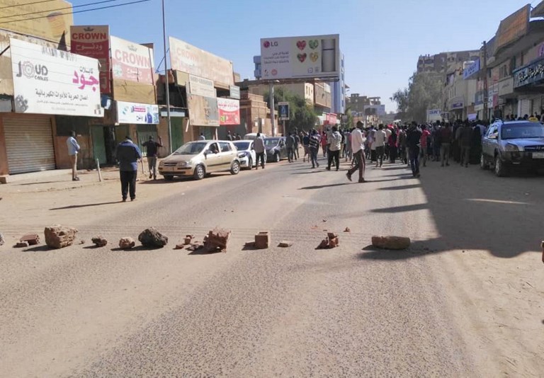 تظاهرات جديدة تخرج في السودان