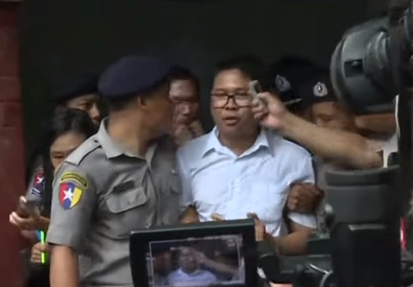 محكمة في بورما تثبت الحكم بالسجن سبع سنوات بحق صحافيي رويترز