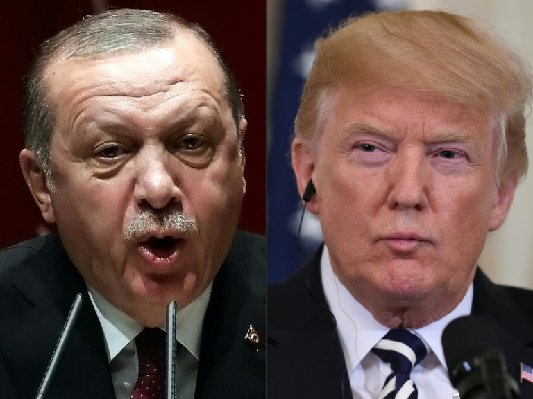 ترمب وأردوغان يبحثان إقامة منطقة أمنية في سوريا