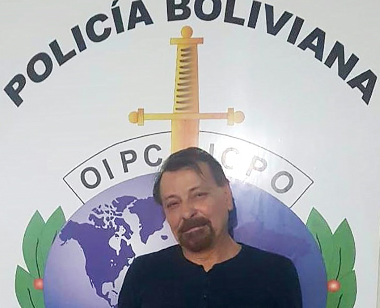 إيطاليا تنتظر وصول الناشط السابق شيزاري باتيستي بعد طرده من بوليفيا