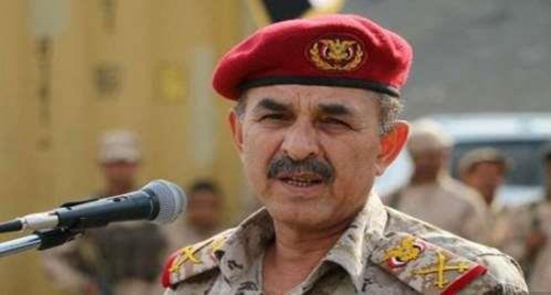 وفاة مسؤول عسكري يمني أصيب في هجوم للحوثيين بطائرة مسيرة