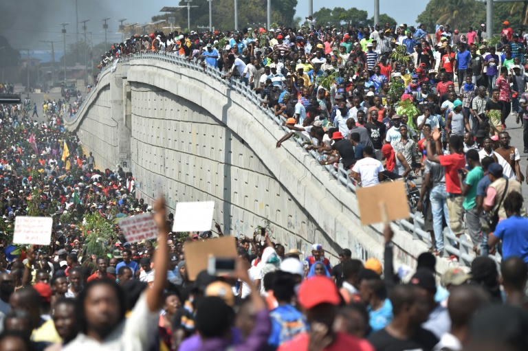 قتيلان في تظاهرات في هايتي على خلفية غلاء المعيشة والفساد