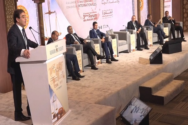 عبد الكريم بنعتيق وزير شؤون الهجرة